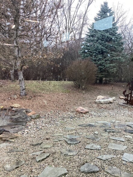 More Photos Of 360 E State Line Rd, Toledo Light Manufacturing For Sale