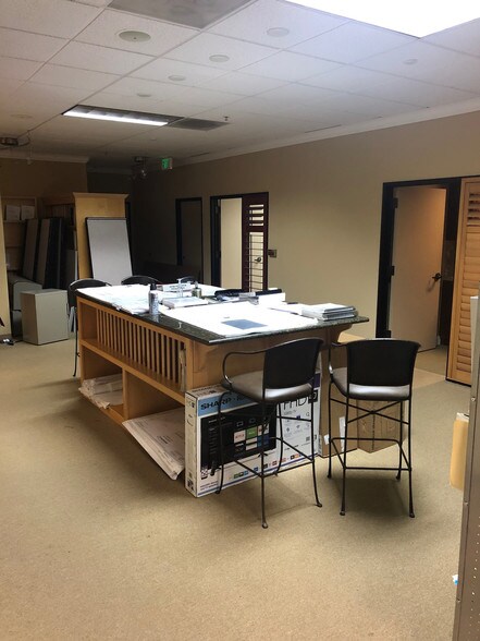 More Photos Of 1322 Blue Oaks Blvd, Roseville Office For Lease