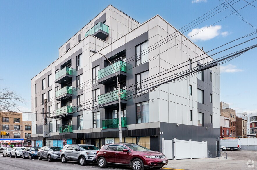 More Photos Of 10411-10419 Northern Blvd, Flushing Apartments For Sale