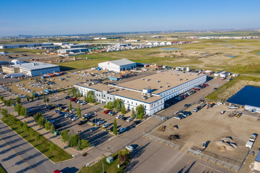 More Photos Of 261185 Wagon Wheel Way, Calgary Manufacturing For Lease