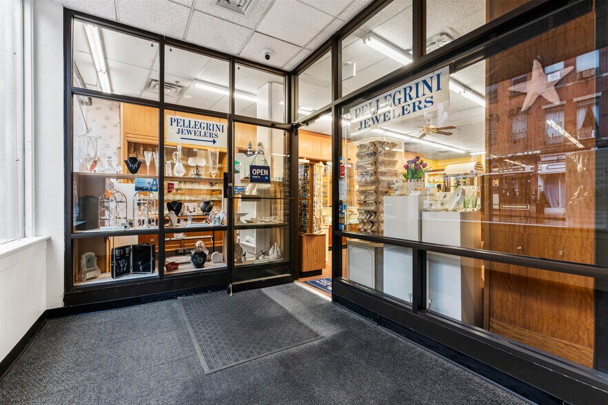 More Photos Of 83-85 Washington St, Norwalk Loft Creative Space For Sale
