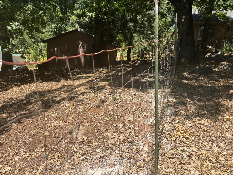 More Photos Of 15574 Hinton Rd, Pioneer Land For Sale