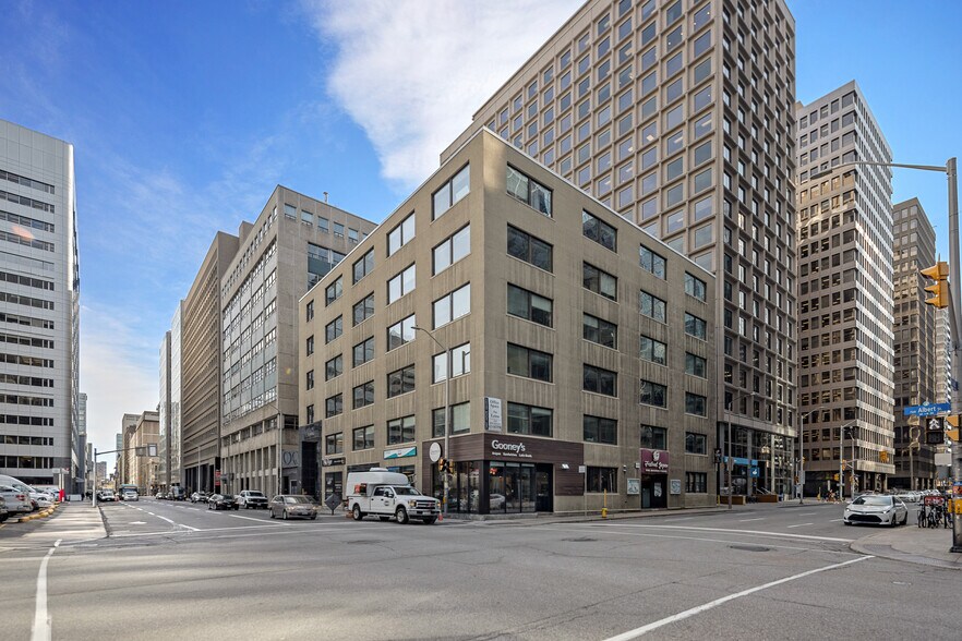 More Photos Of 294 Albert St, Ottawa Office For Lease