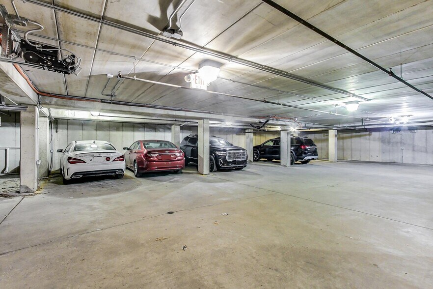 More Photos Of 324 W Touhy Ave, Park Ridge Office For Lease