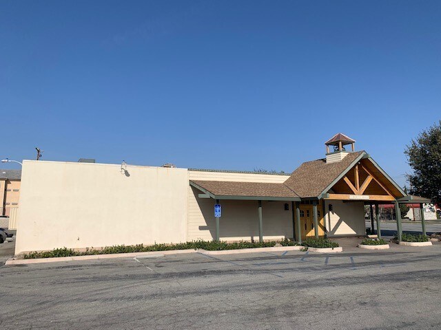 More Photos Of 6101 Knudsen Dr, Bakersfield Lodge Meeting Hall For Sale