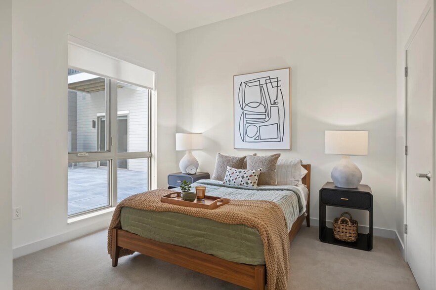More Photos Of 2 Los Angeles St, Newton Apartments For Lease