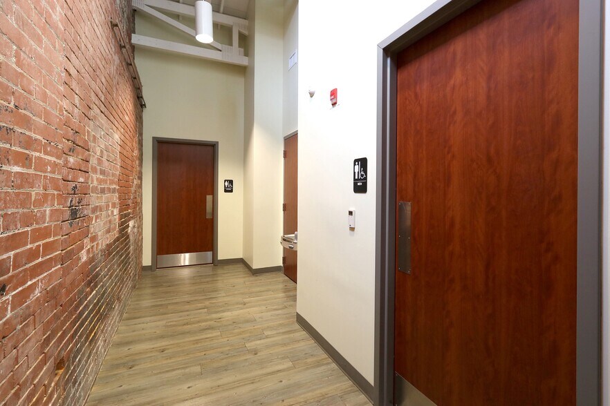 More Photos Of 100-256 Match Factory Pl, Bellefonte Medical For Lease