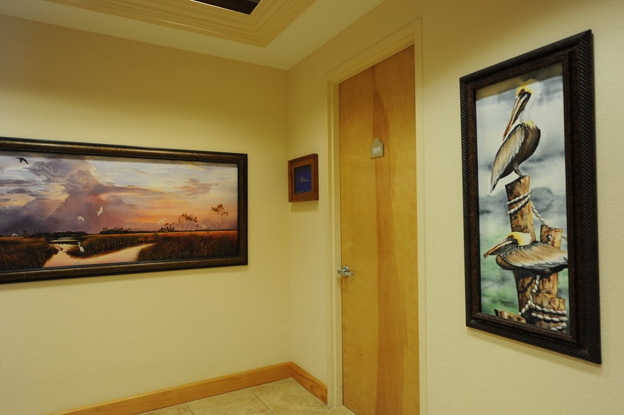 More Photos Of 3208 Chiquita Blvd S, Cape Coral Office For Lease