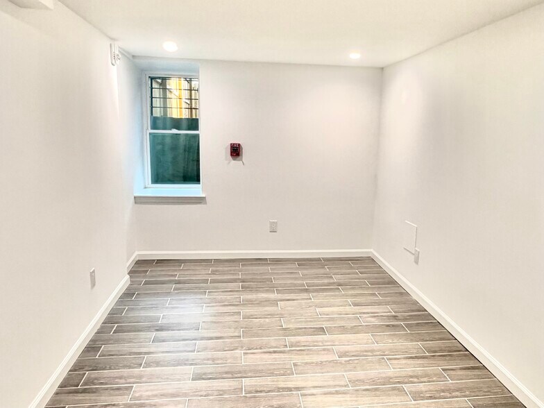 More Photos Of 5352 Cedar Ave, Philadelphia Apartments For Sale