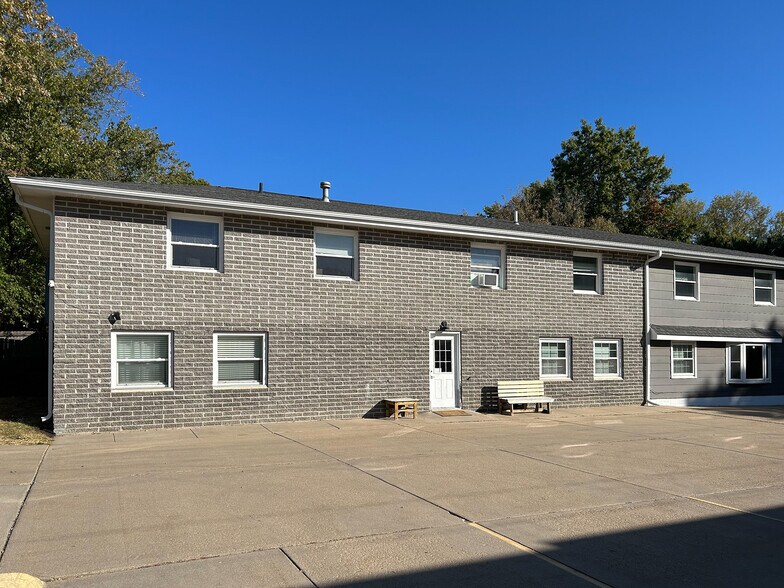 Primary Photo Of 4210 S 33rd St, Lincoln Office For Sale