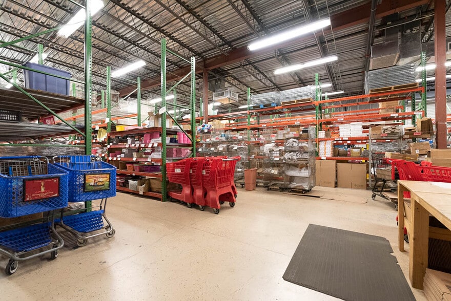 More Photos Of 585 105th Ave N, Royal Palm Beach Light Distribution For Lease