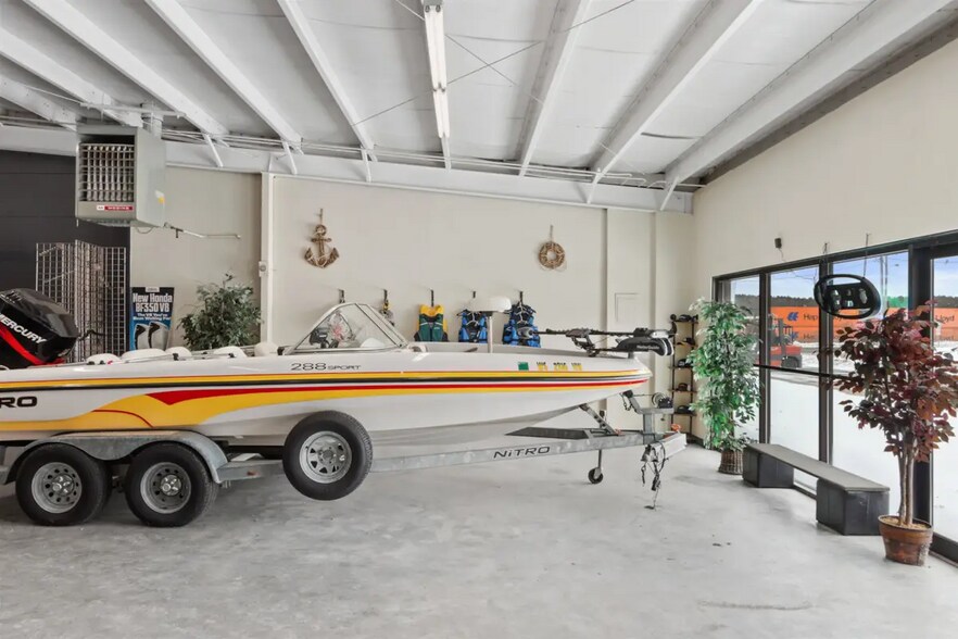 More Photos Of 3625 Patch St, Stevens Point Warehouse For Sale