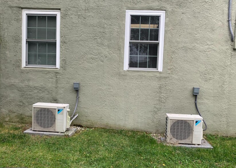 More Photos Of 2712 Sparrows Point Rd, Baltimore Light Manufacturing For Sale