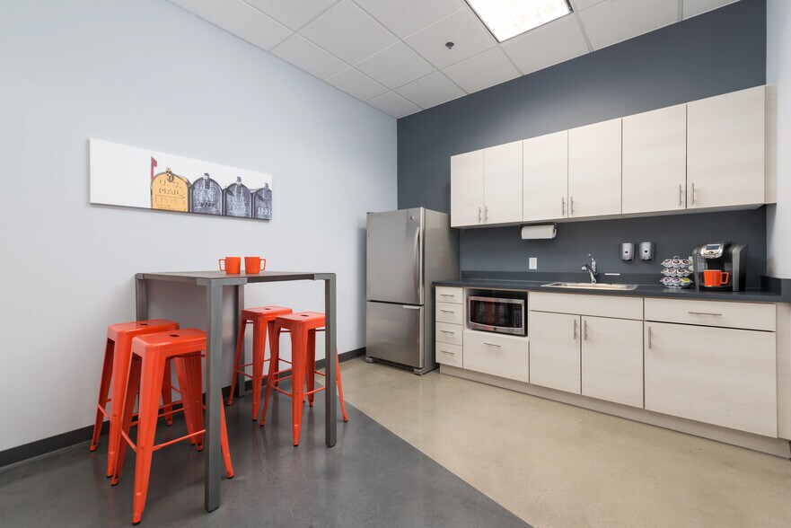 More Photos Of 2227 Harbor Bay Pky, Alameda Research And Development For Lease