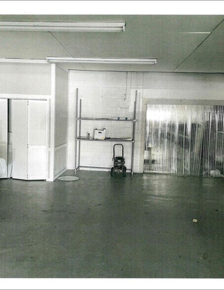 More Photos Of 411 W Madison St, Starke Storefront Retail Office For Lease