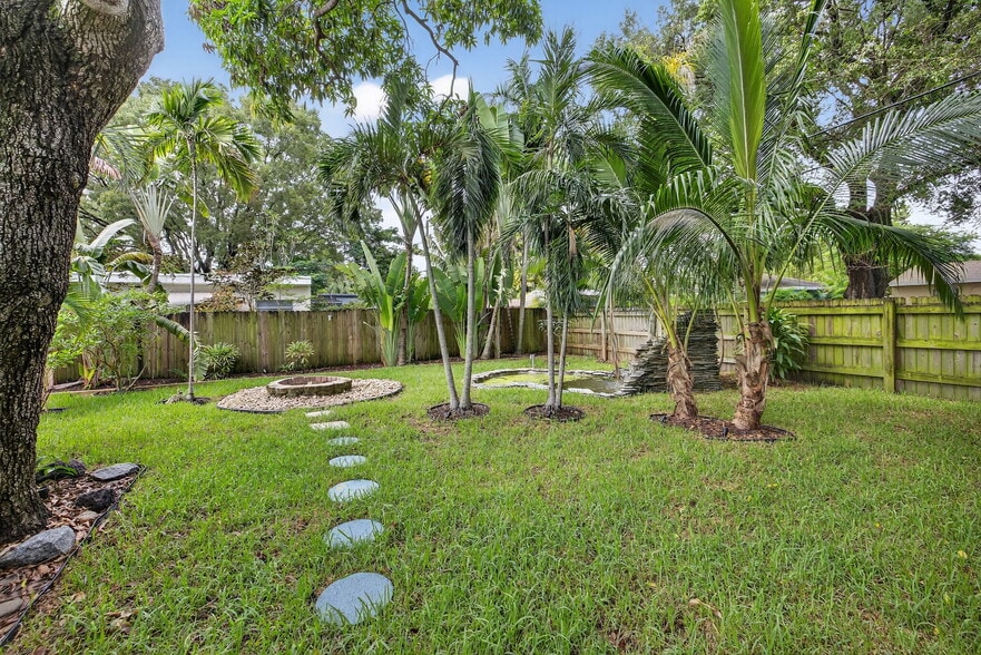 More Photos Of 1317 NE 1st Ave, Fort Lauderdale Multifamily For Sale