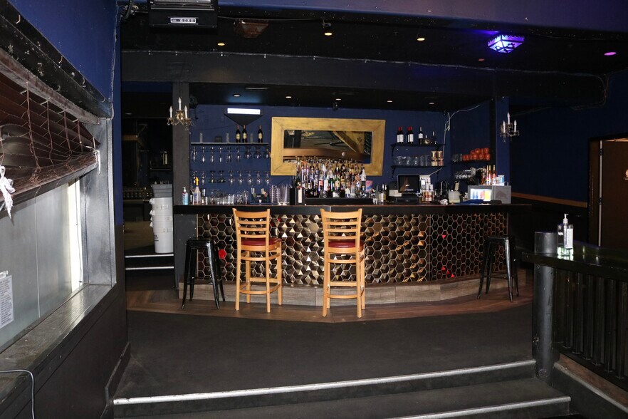 More Photos Of 228 Castro St, Mountain View Storefront Retail Office For Sale