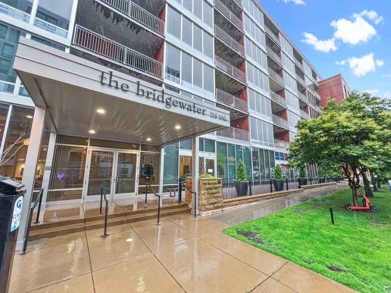 More Photos Of 1024 Washington Ave S, Minneapolis Apartments For Sale