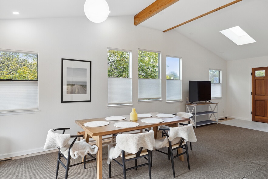 More Photos Of 10905 State Route 1, Point Reyes Station Freestanding For Sale