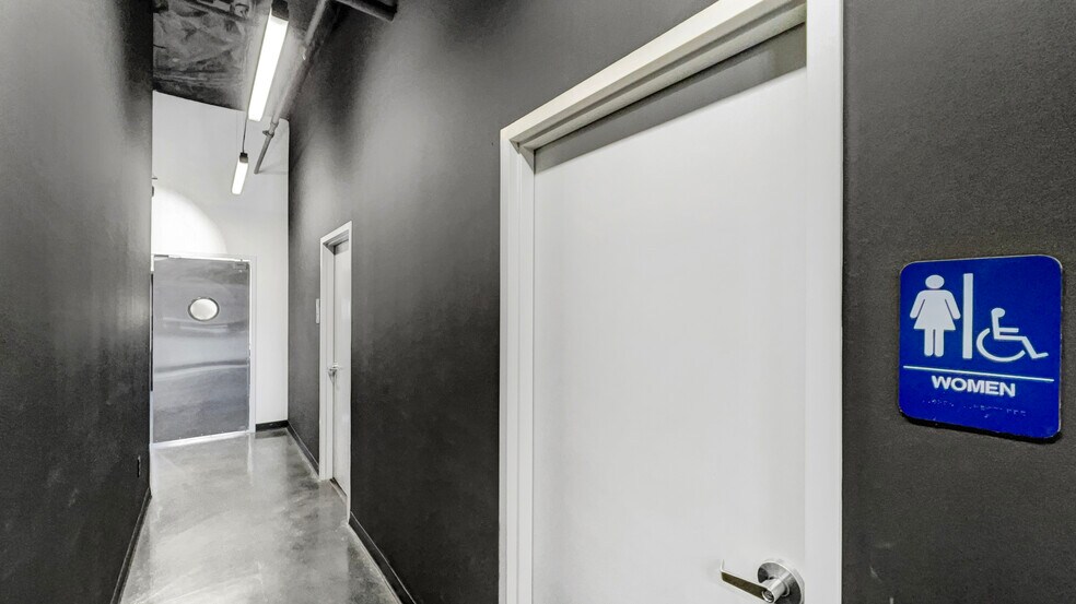 More Photos Of 5 Longevity Dr, Henderson Research And Development For Sale