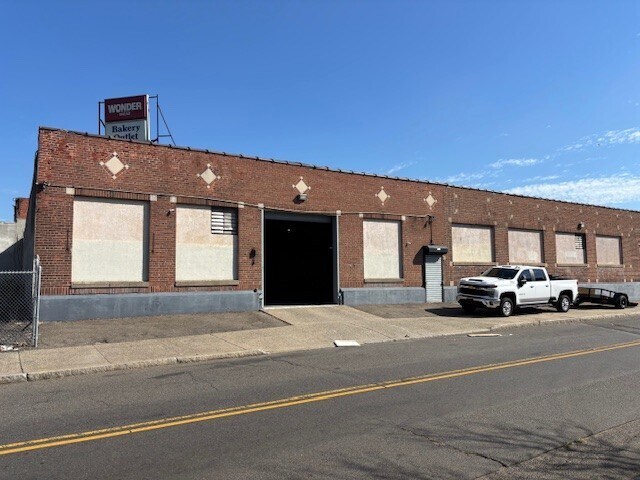 Primary Photo Of 855 Housatonic Ave, Bridgeport Warehouse For Lease