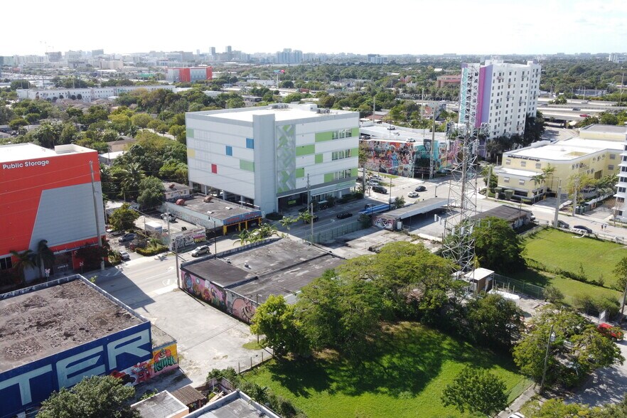 More Photos Of 321 NW 37th St, Miami Land For Sale