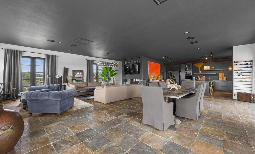 More Photos Of 1703 Highway 35 S, Rockport Office Residential For Lease