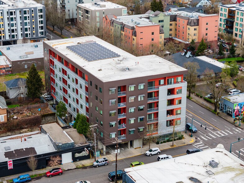 More Photos Of 375 NE Shaver St, Portland Apartments For Sale