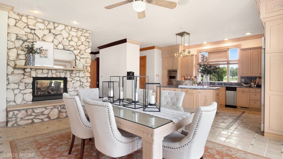 More Photos Of 2608 N Jefferson Way, Indianola Land For Sale
