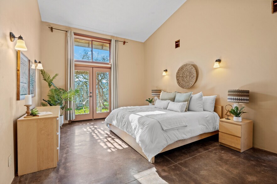 More Photos Of 4300 Young Creek Rd, Ukiah Specialty For Sale