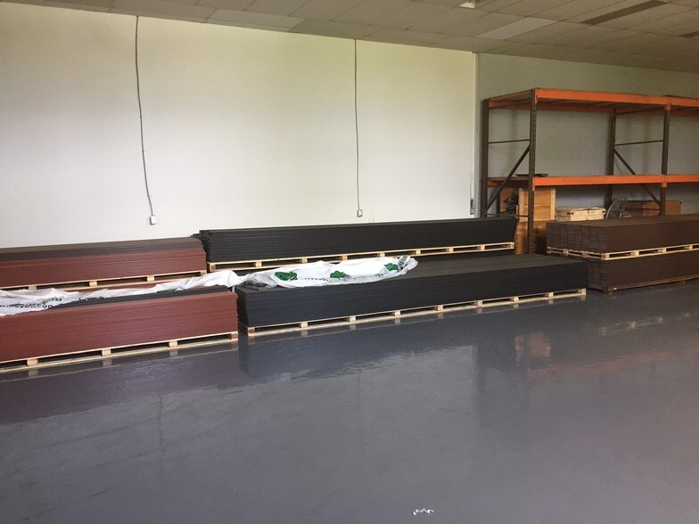 More Photos Of 1783 Mattawa Ave, Mississauga Warehouse For Lease