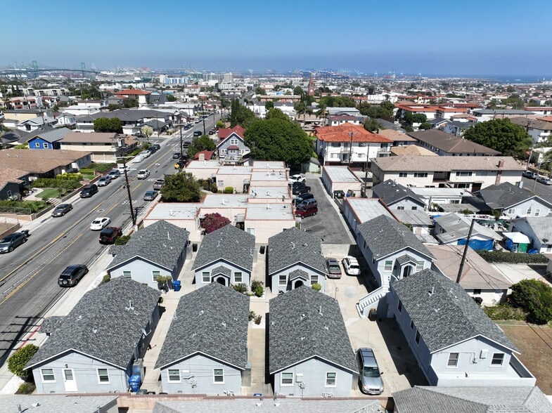 More Photos Of 1047 W 7th St, San Pedro Multifamily For Sale