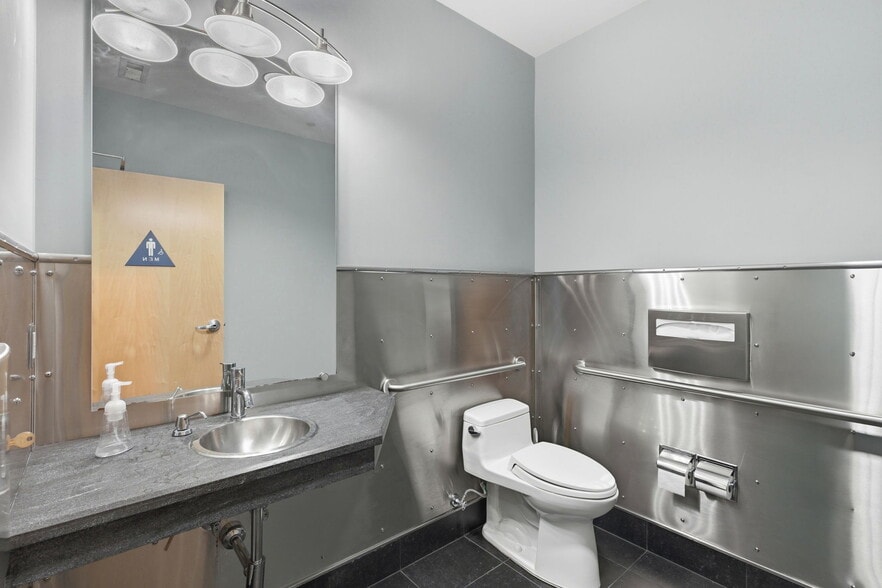More Photos Of 225 Demeter St, Palo Alto Office Residential For Lease