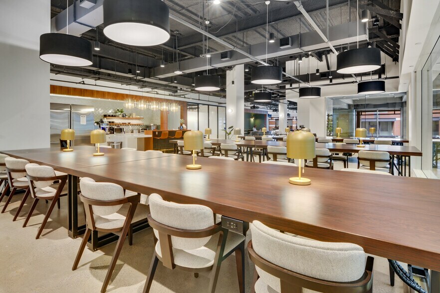 More Photos Of 125 High St, Boston Coworking Space