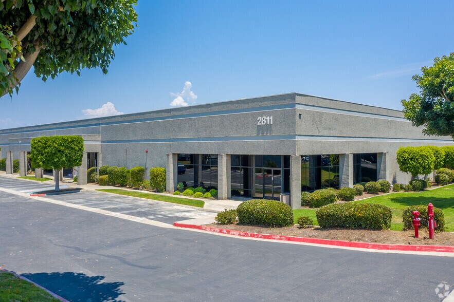 More Photos Of 2811 La Mirada Dr, Vista Manufacturing For Lease