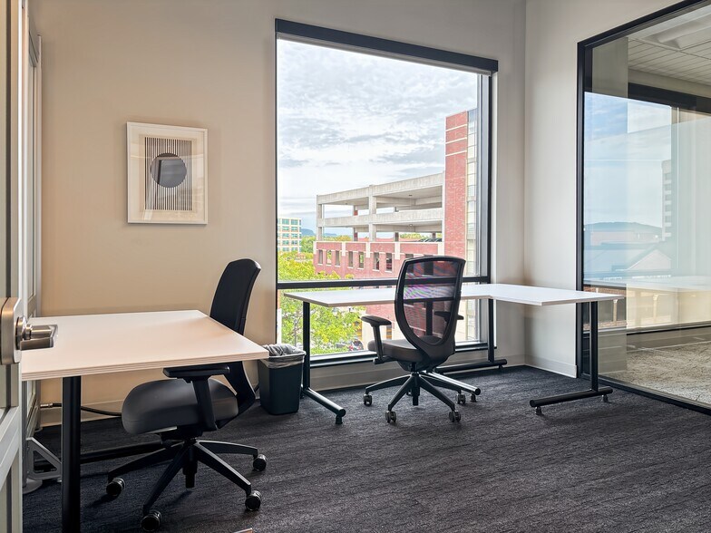 More Photos Of 232 3rd St N, La Crosse Coworking Space