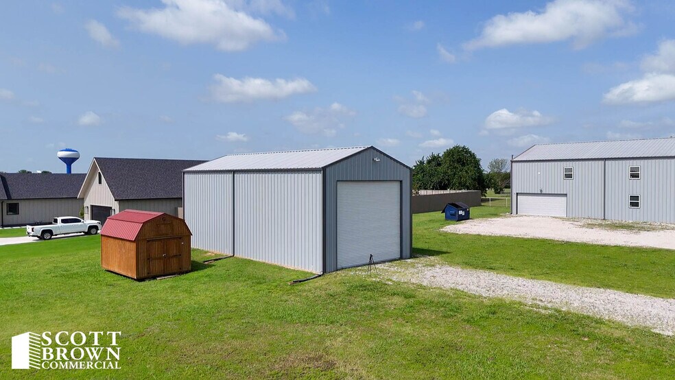 More Photos Of 1404 McConnell Rd, Gunter Flex For Sale