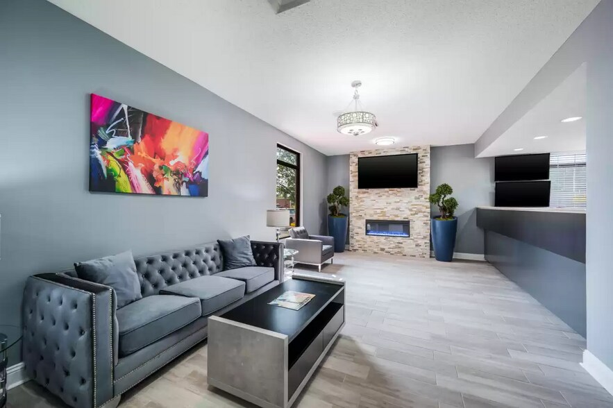 More Photos Of 2015 Military Rd, Columbus Hotel For Sale