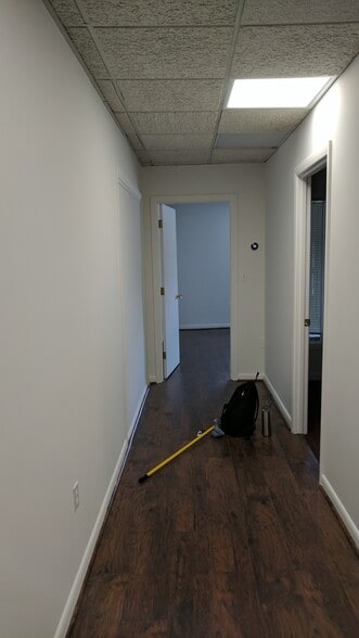 More Photos Of 742-750 Main St, Winchester Office For Lease