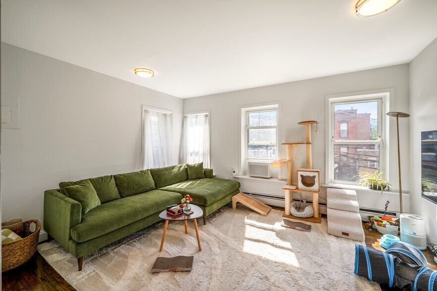 More Photos Of 548 Jersey Ave, Jersey City Storefront Retail Residential For Sale
