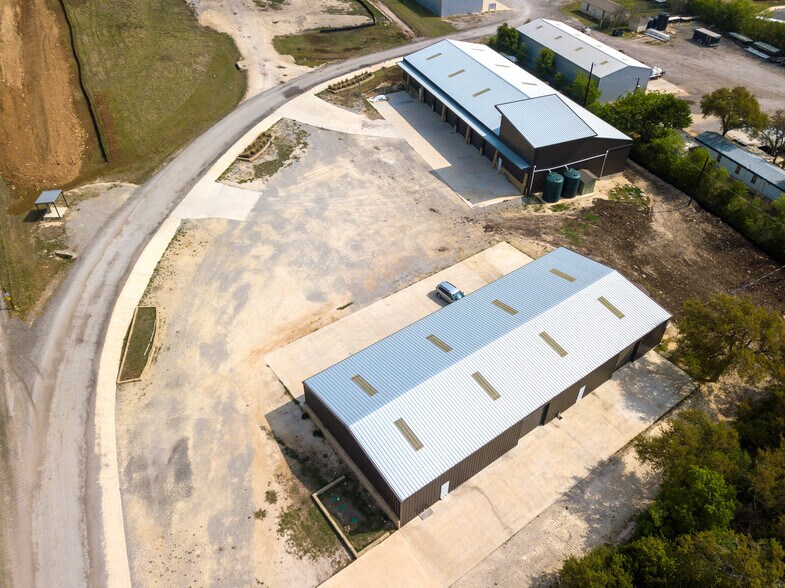 More Photos Of 2520 W Highway 290, Dripping Springs Light Manufacturing For Sale