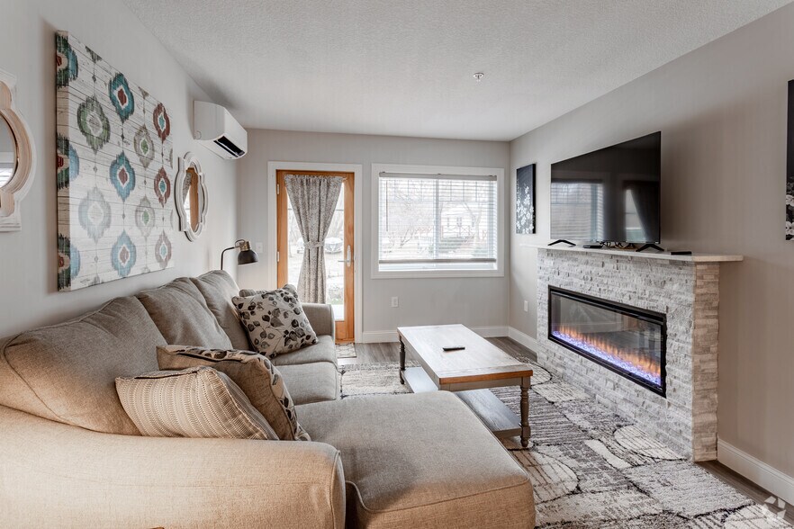 More Photos Of 2005 Frontage Rd N, Waite Park Apartments For Sale