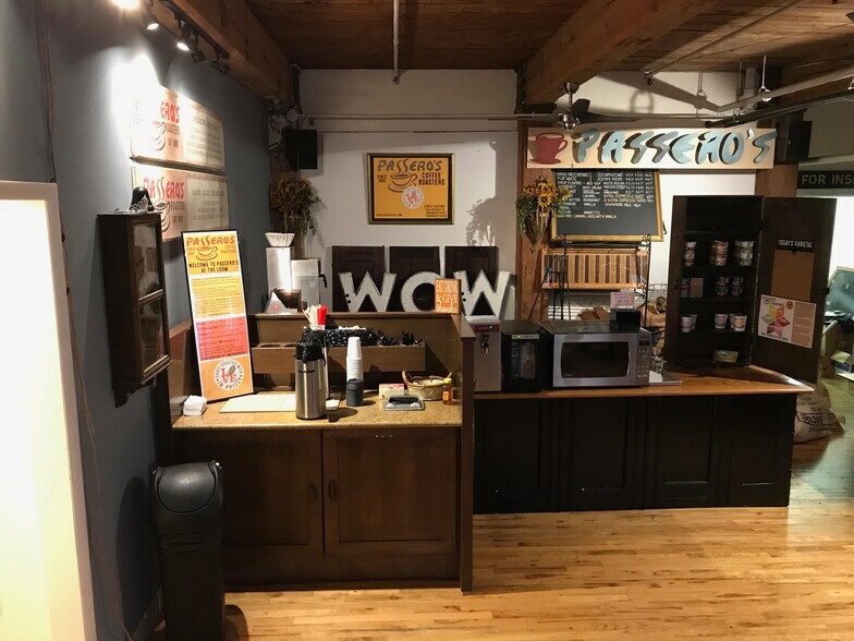 More Photos Of 2095 E Willard St, Philadelphia Warehouse For Lease