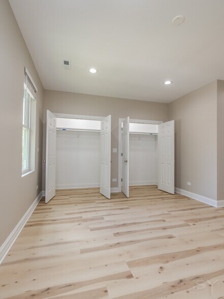 More Photos Of 623 Hamlin Ave, Chicago Apartments For Sale