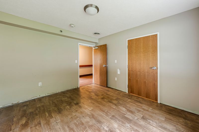 More Photos Of 80 Miller St, Centerburg Congregate Senior Housing For Lease