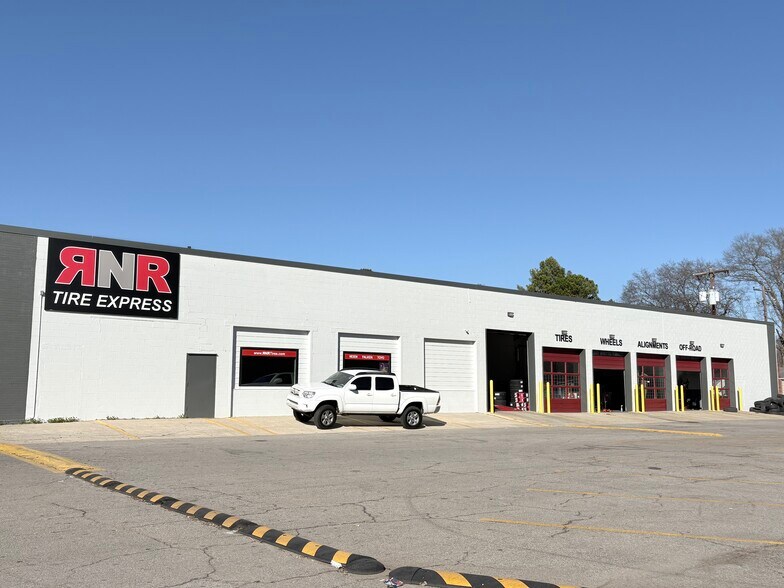 More Photos Of 2-34 Phillips Dr, Birmingham Unknown For Lease