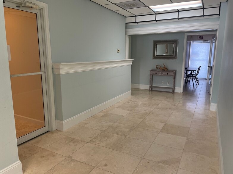 More Photos Of 3975 20th St, Vero Beach Medical For Lease