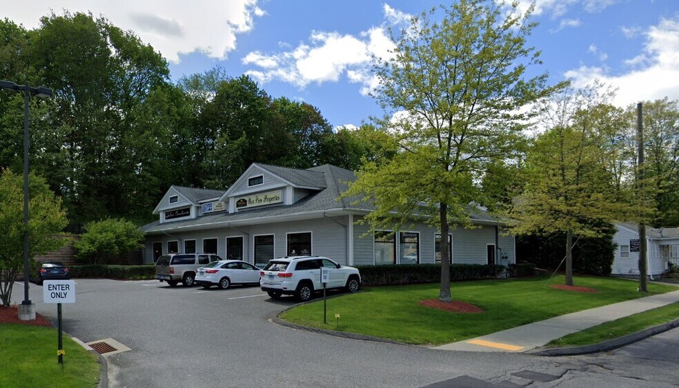Primary Photo Of 1400 Main St, Watertown Freestanding For Lease