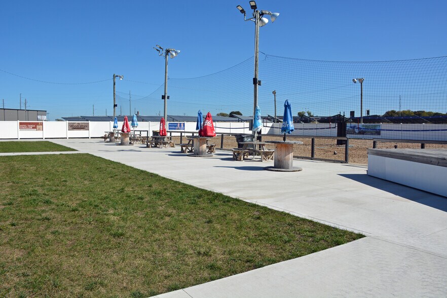 More Photos Of 555 Ohio st, Kendallville Land For Sale