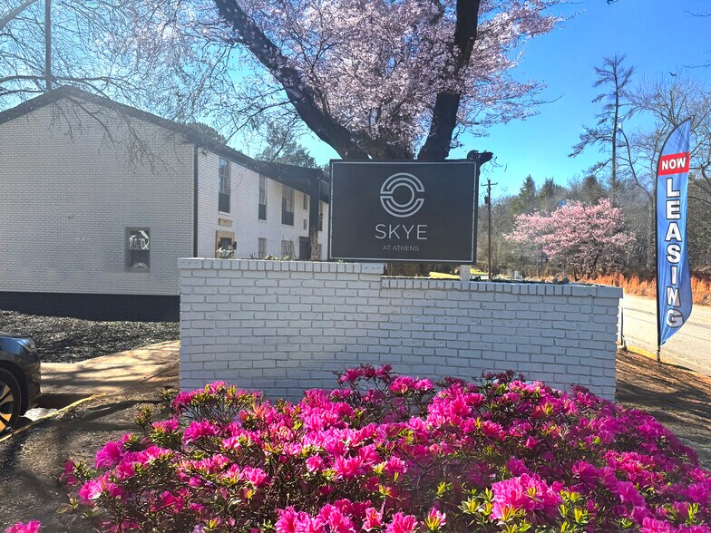 More Photos Of 235 Sycamore Dr, Athens Apartments For Sale